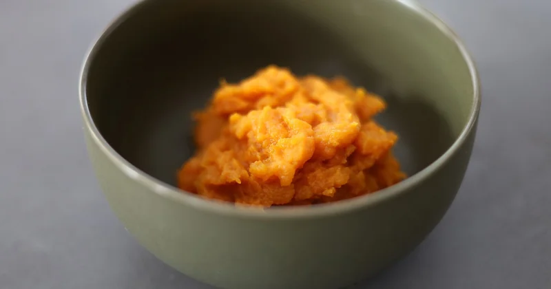 Purée bébé 5 et 6 mois : épaissir, varier, combiner