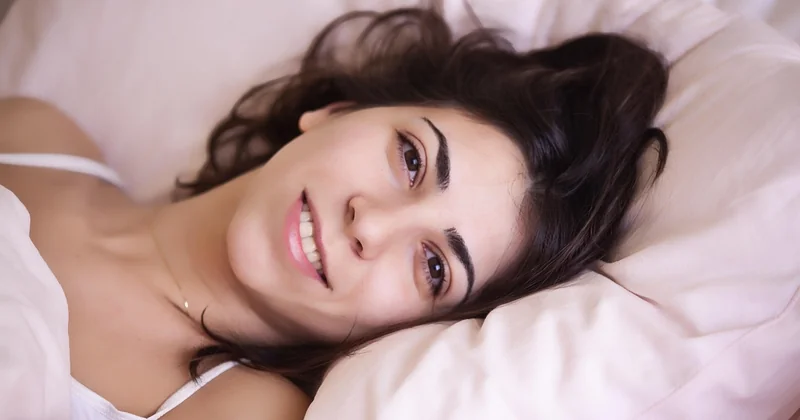Le temps de sommeil par âge ne s'arrête pas à l'enfance