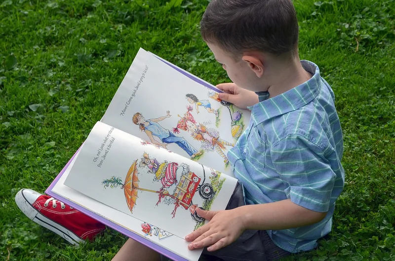 Développement du langage : pourquoi le livre est plus efficace qu’une conversation