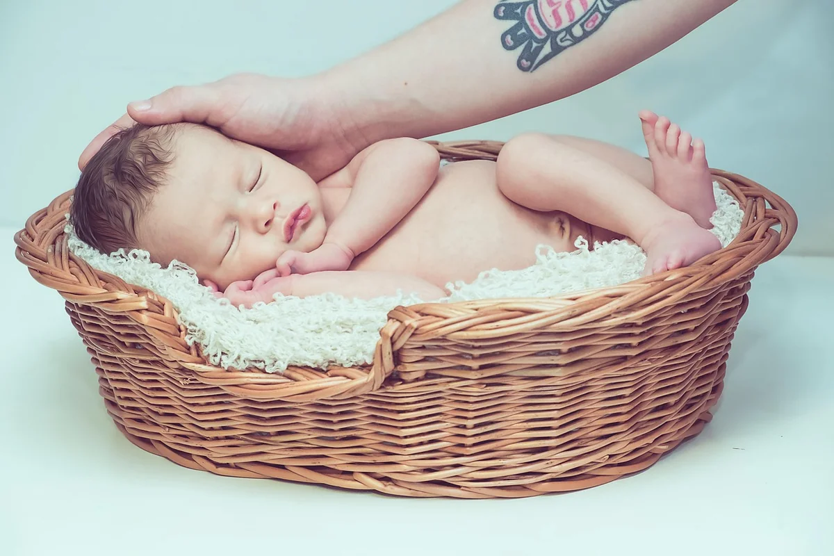 10 conseils pour préparer un enfant à l'arrivée d'un nouveau-né en 2026